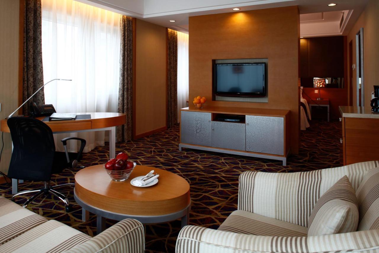 Park Plaza Beijing Science Park Hotel Екстериор снимка